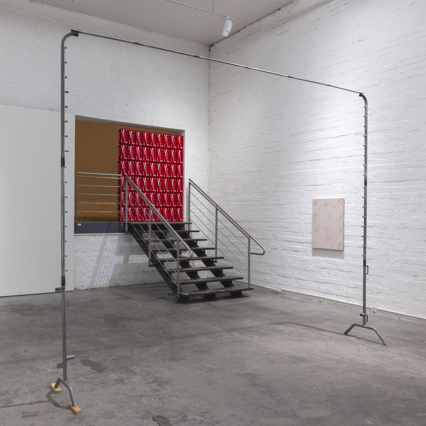 Nestori Syrjälä_Together_7.1.-1.2.2026_Yleiskuva näyttelystä_kuva Anna Autio (10b).jpg